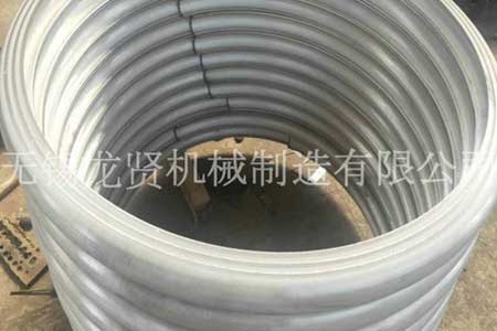 相比圓管，半管的優(yōu)勢